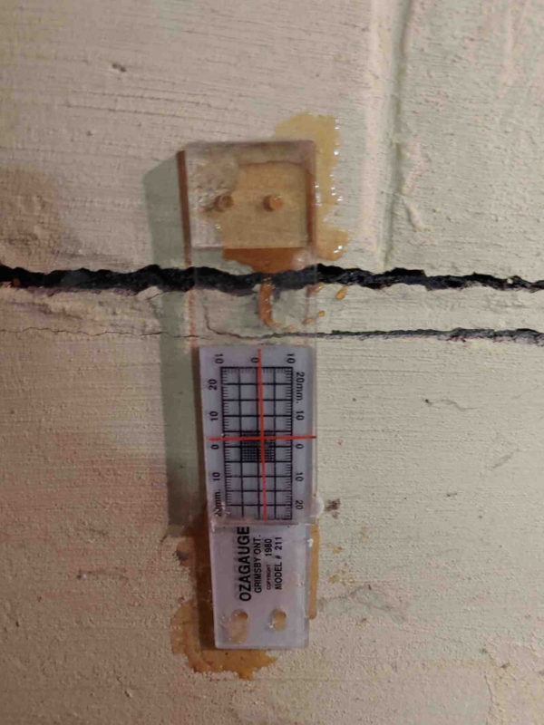 Foundation Crack Repair for Hamilton & Burlington Basements