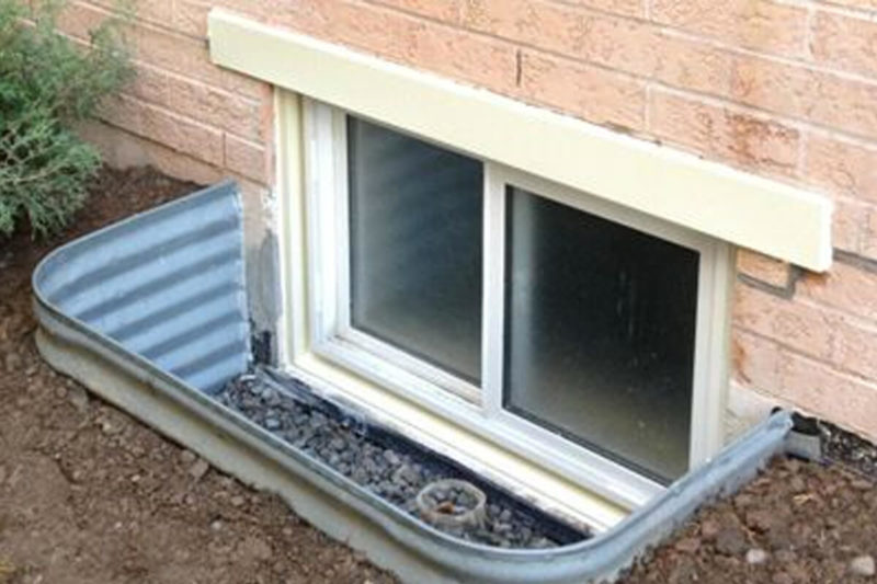 Leaking Window Wells & Fixing Drainage Issues Hamilton ON